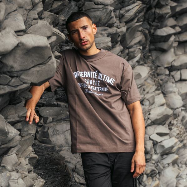 Croyez Inside Out Fraternité T-shirt Bruin
