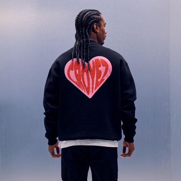 Croyez Puffed Heart Sweater Zwart