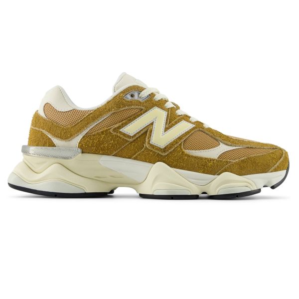 New Balance 9060 Sneaker Bruin