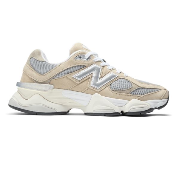 New Balance 9060 Sneaker Beige