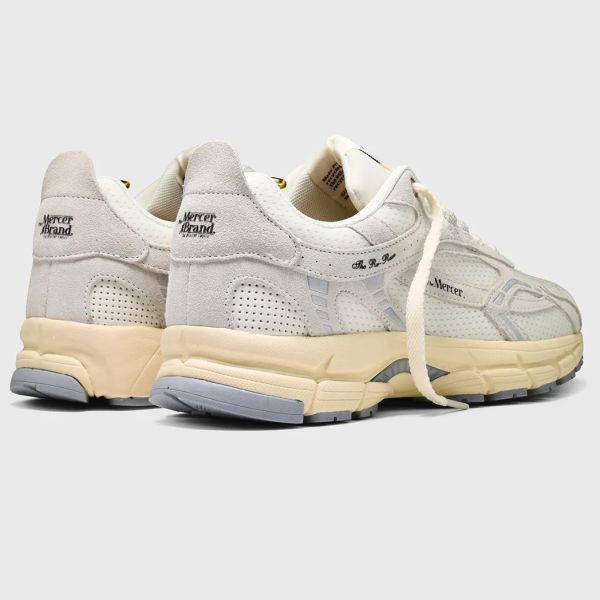 Mercer Amsterdam The Re-Run Vintage Suede Sneaker Beige