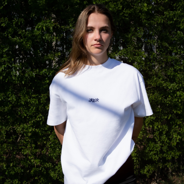Arbor Antwerp Blue Faded Heart T-shirt Wit