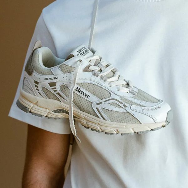 Mercer Amsterdam The Re-Run Vintage Sneaker Off White