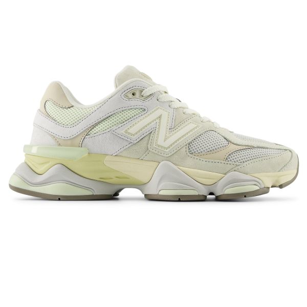 New Balance 9060 Sneaker Off White