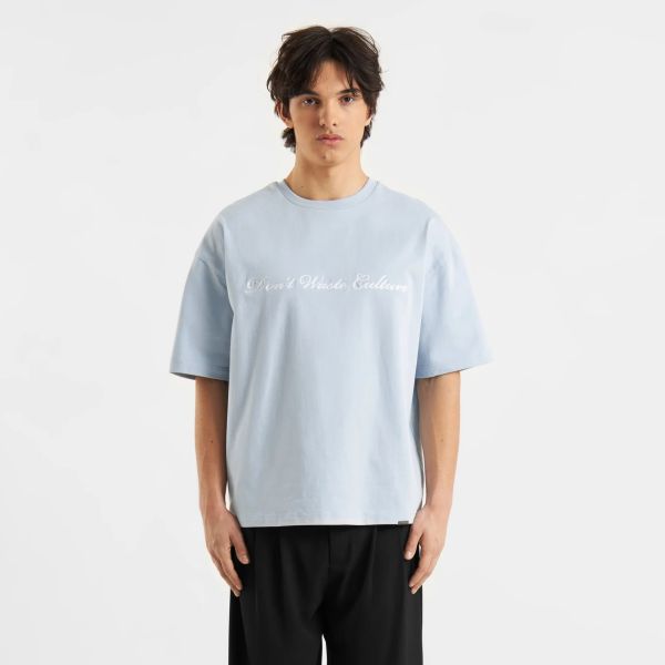Don't Waste Culture Suren T-shirt Licht Blauw